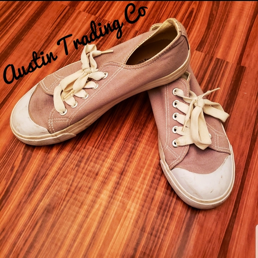 Austin Trading company sneakers